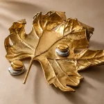 استند رو میزی برگ چنار
